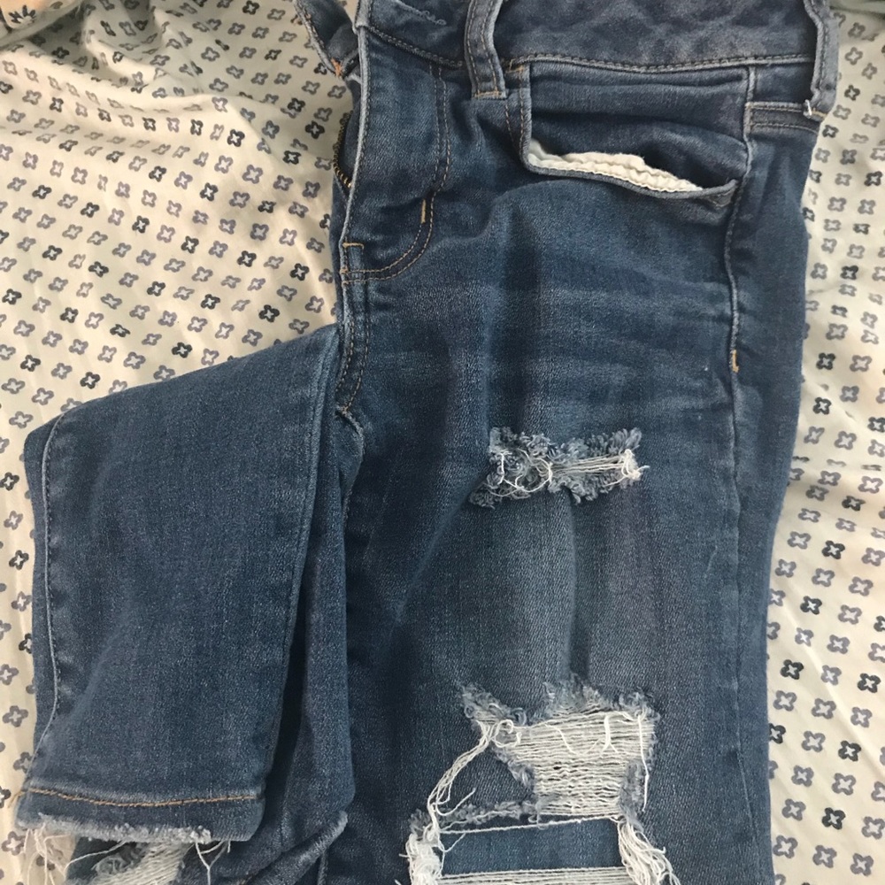 American Eagle destroyed skinny jeans
